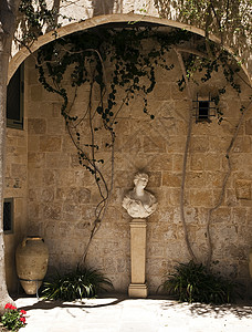 在马耳他Mdina的中世纪房屋中图片