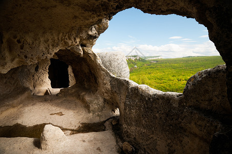 洞城透过窑洞的窗户看图片