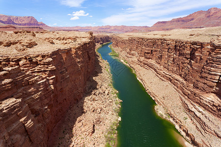 亚利桑那州北部的科罗拉多河从纳瓦霍桥查看图片