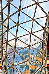 玻璃屋顶的现代建筑图片