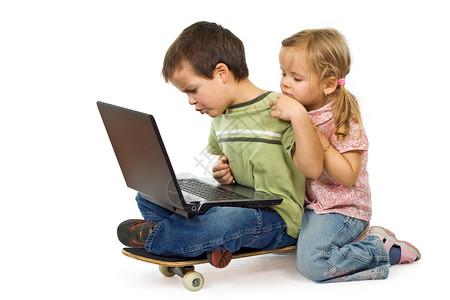 儿童在计算机使用方面竞争对手图片