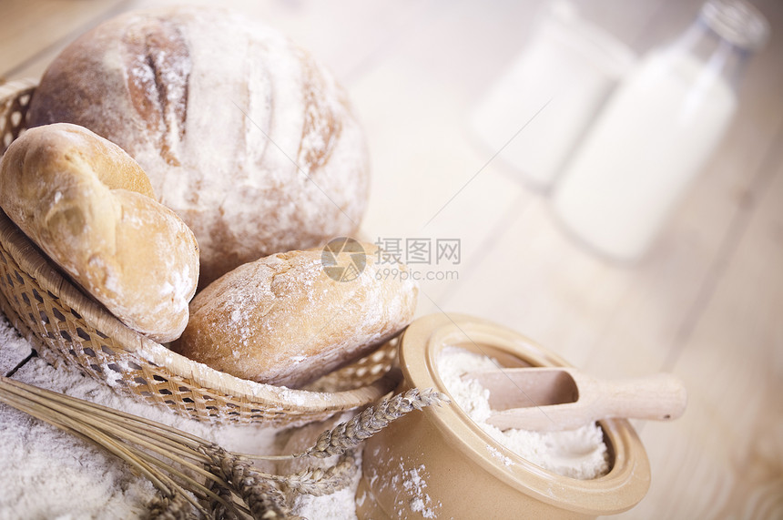 烤面包的静物分类。图片