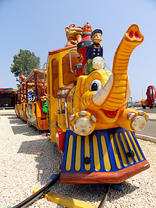 大象列车图片