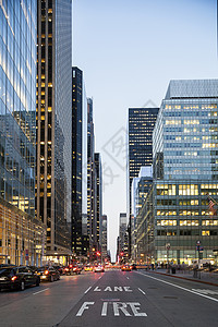 纽约市中心的暮光之城图片