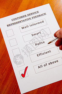 客户服务反馈表格包括评级服务选项的图片