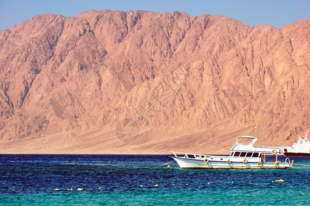 埃及Nuweiba红海带山图片