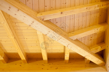 木天花板的内部建筑细节图片