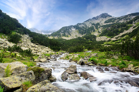 皮林山保加利亚高山冷河图片