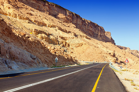 穿越以色列内盖夫沙漠雷图片