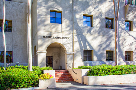 加州理工学院是加州帕萨迪纳市的一所研究型高清图片