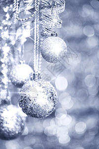 银色圣诞装饰品背景图片