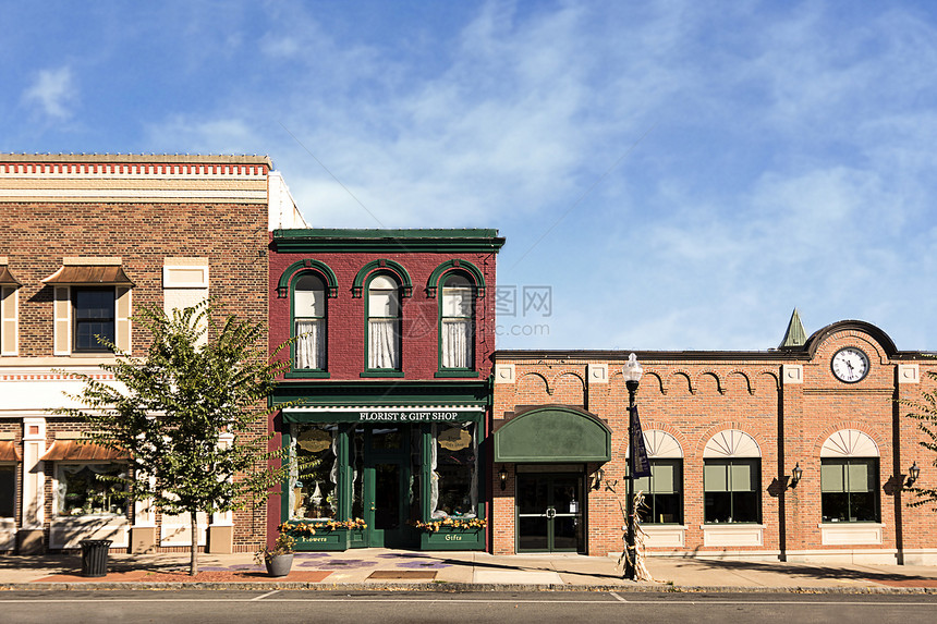 一张典型的小镇主要街道的照片在美利坚合众国图片