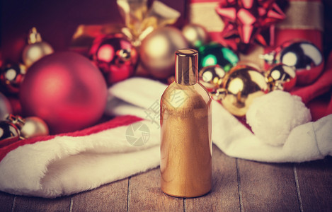 香水和圣诞礼物图片
