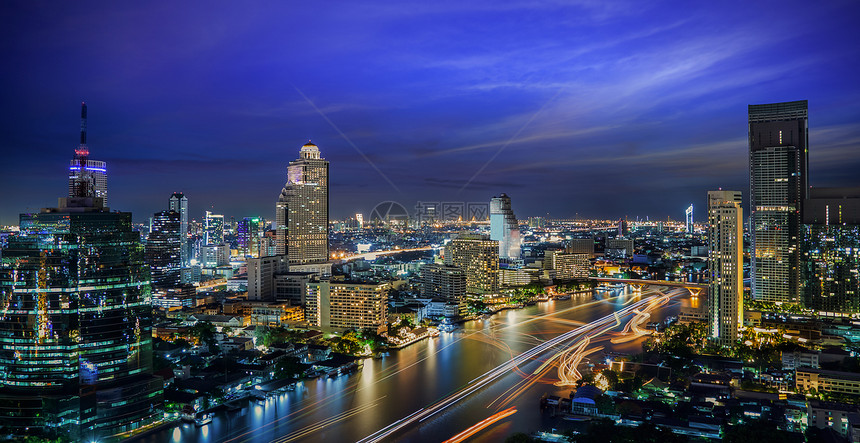 夜间曼谷市泰国首都的旅馆和居住区图片