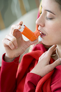 哮喘治疗女图片