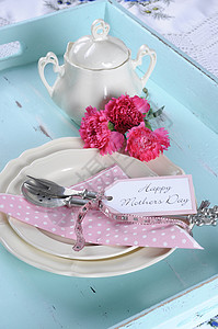 母亲节快乐清晨佳蓝早餐茶古老的旧茶破旧的盘配有古董瓷器粉红图片