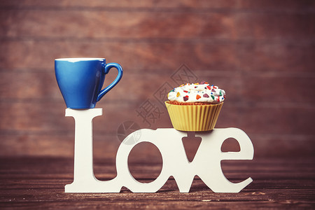 蛋糕咖啡和爱图片
