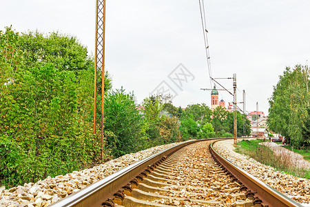 铁路轨迹从视野风景背的图片