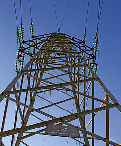 电站高压电缆塔架图片