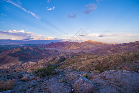 科切拉山谷和山丘夏日落图片