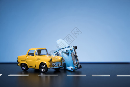 典型的五十年代级模型玩具汽车图片