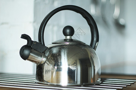 厨房的茶壶图片