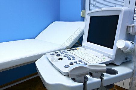 带医用超声诊断设备的室内房间图片