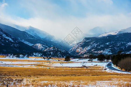 落基山脉冬季风光美国科罗拉多州图片
