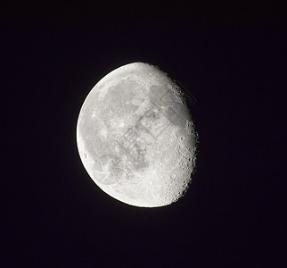 夜空的月亮图片