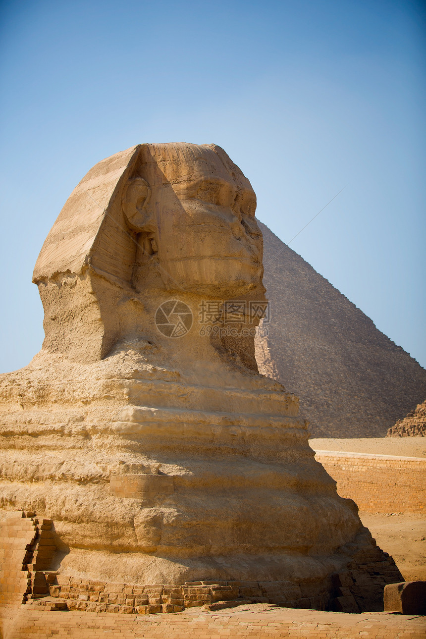 守卫埃及开罗Giza法老墓的守护者斯芬克斯S图片