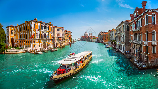 意大利威尼斯著名的大运河与圣玛丽亚图片