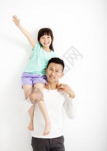 快乐的父亲和女儿图片