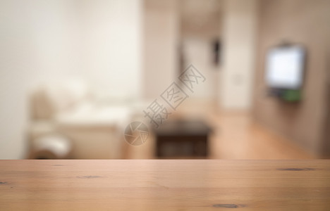 客厅里的老式木桌背景图片