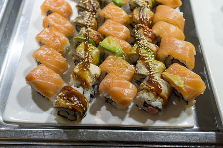 自助站的各种寿司自助餐卷图片