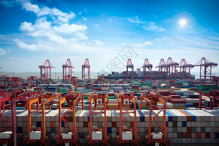 最忆是杭州上海洋山深水港是上海以南杭州湾集装背景
