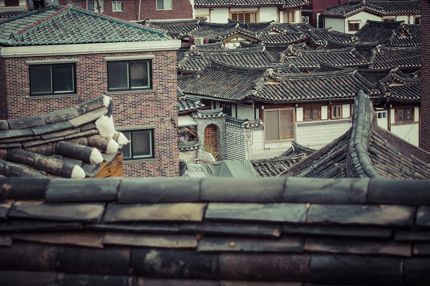 BukchonHanok村是韩国传统房屋在韩国首尔的著名地方之一校图片