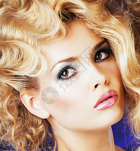 美容化妆和现代发型潮流的金图片