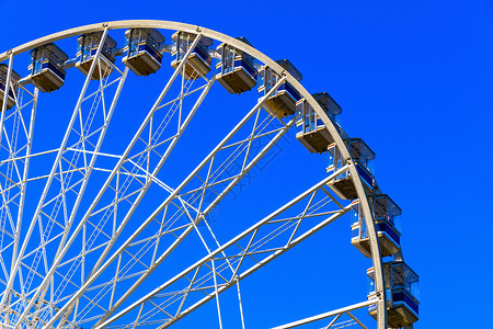 冬季奇幻乐园的巨型观察车轮伦敦的一图片