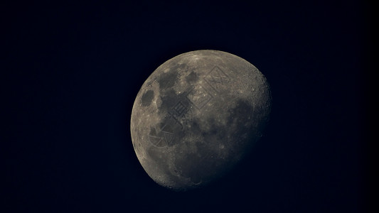 智利圣地亚哥的月亮升起背景图片