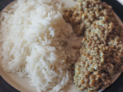 印度扁豆咖喱饭素食菜图片