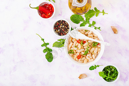 在碗里煮白豆食物健康生活方式运动营养图片