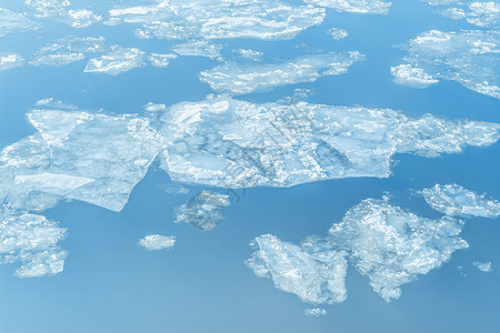 与河的冰冬天风景图片