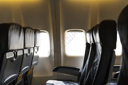 飞机内部的飞机窗口图片