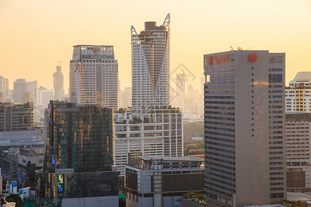 曼谷市景日落时建筑高楼商业区泰国曼谷背景图片