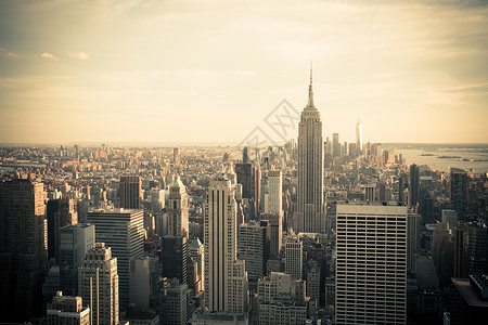 从曼哈顿中城欣赏纽约市的复古色调图片