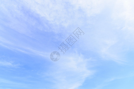 清晨蓝天白云图片