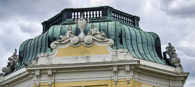 仿古建筑上的古典建筑装饰设计背景图片