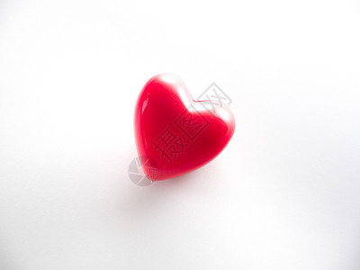 3D塑料红心的特写照片图片