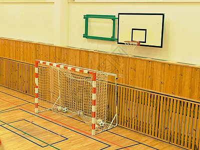 空篮球场学校体育厅中图片