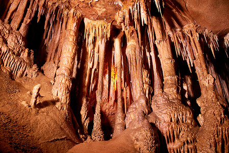 内深洞穴有光平方物和stala高清图片